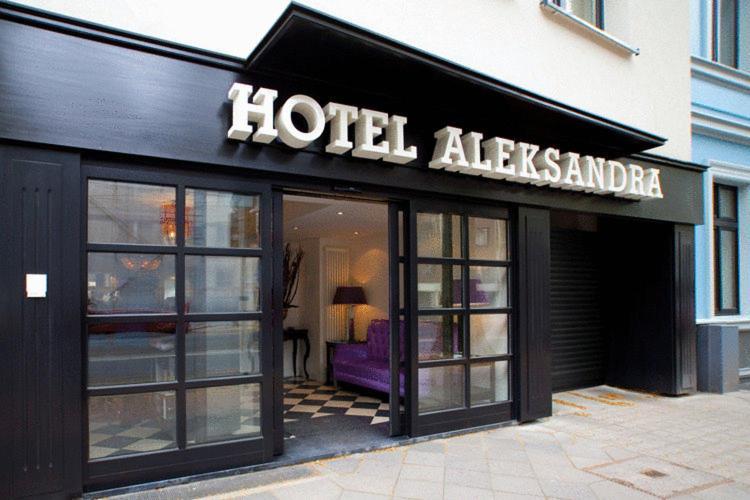 Hotel Aleksandra Dusseldorf Ngoại thất bức ảnh